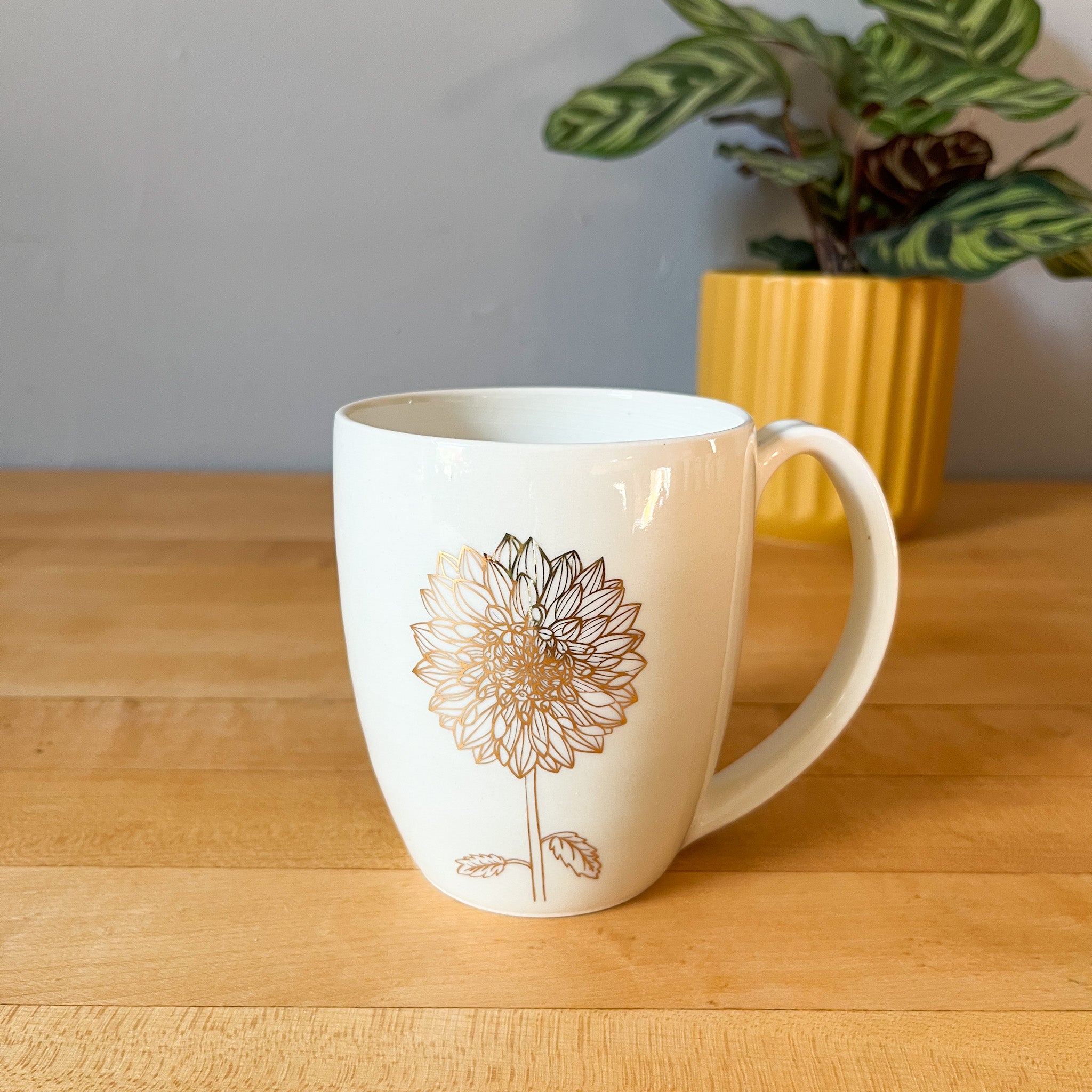 gold flower mug 3