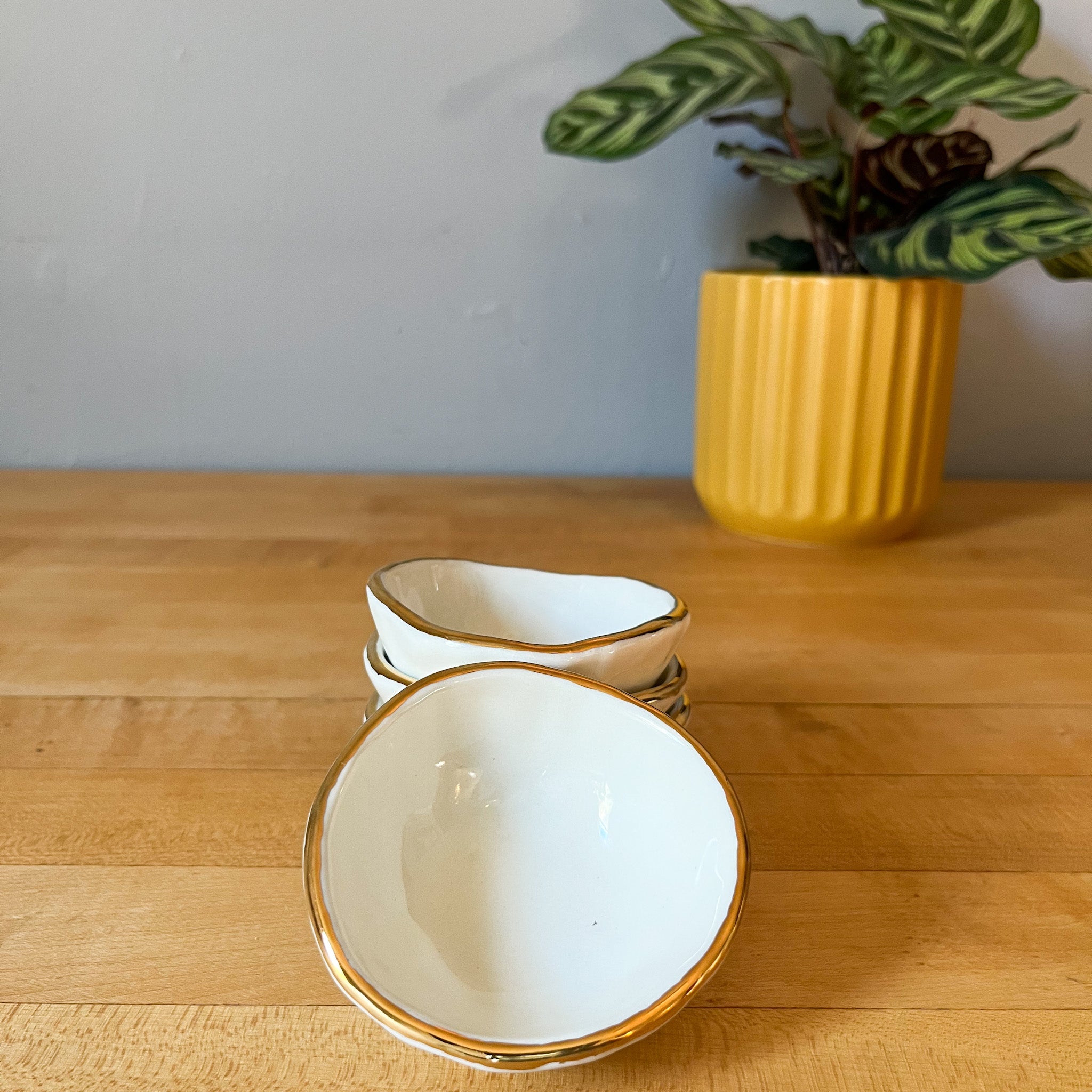 extra mini gold rim bowl