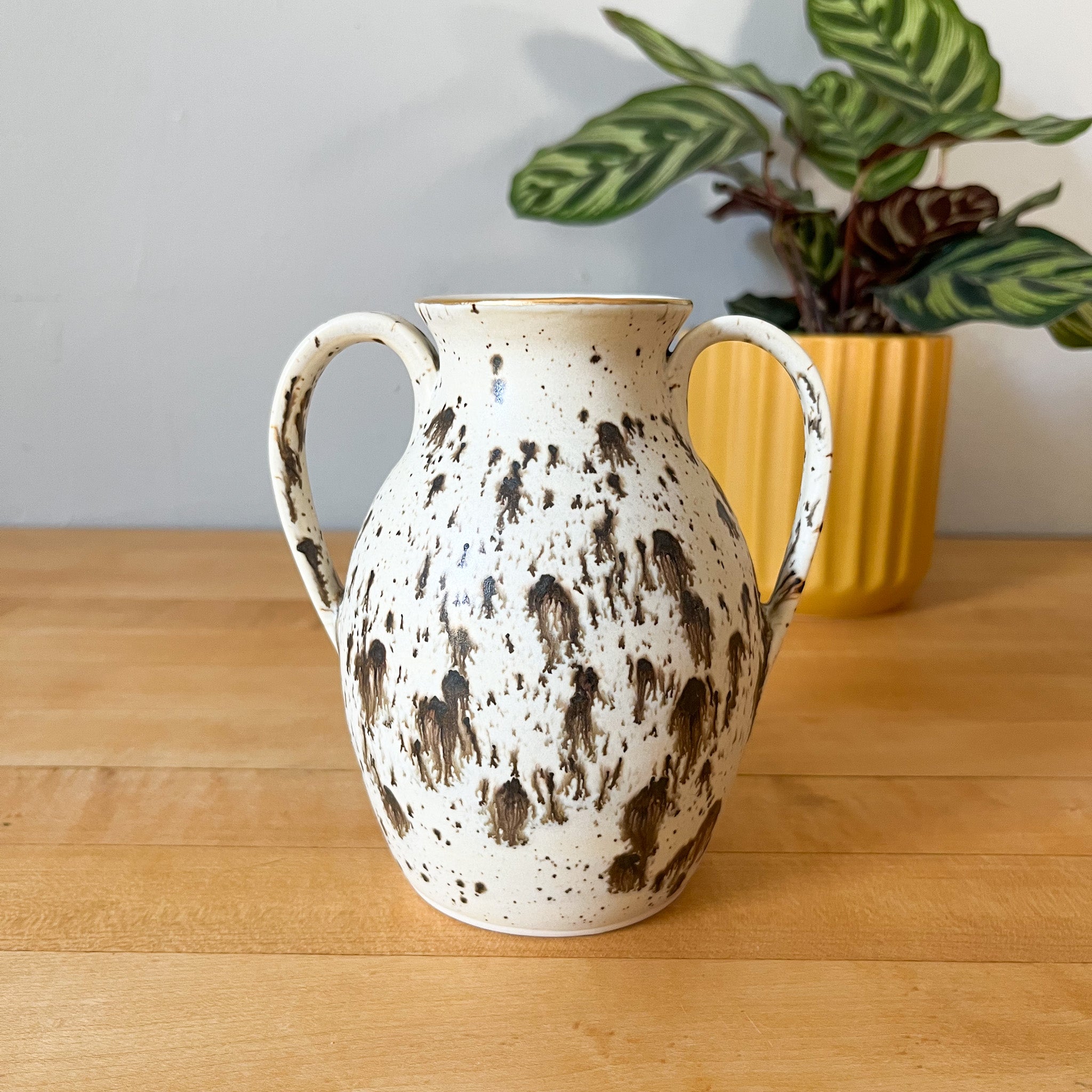 winterwood handle vase